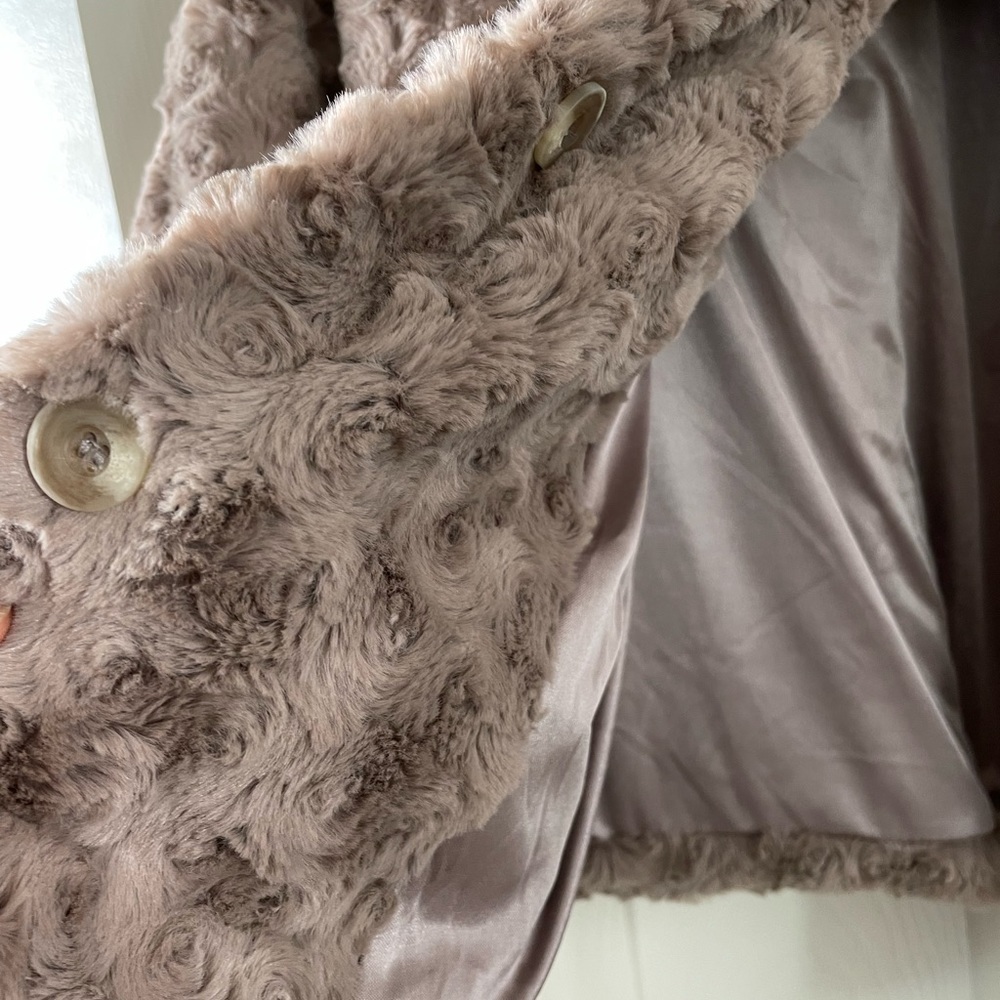 Softest fabric cardigan peter pan collar - Picture 10 of 11